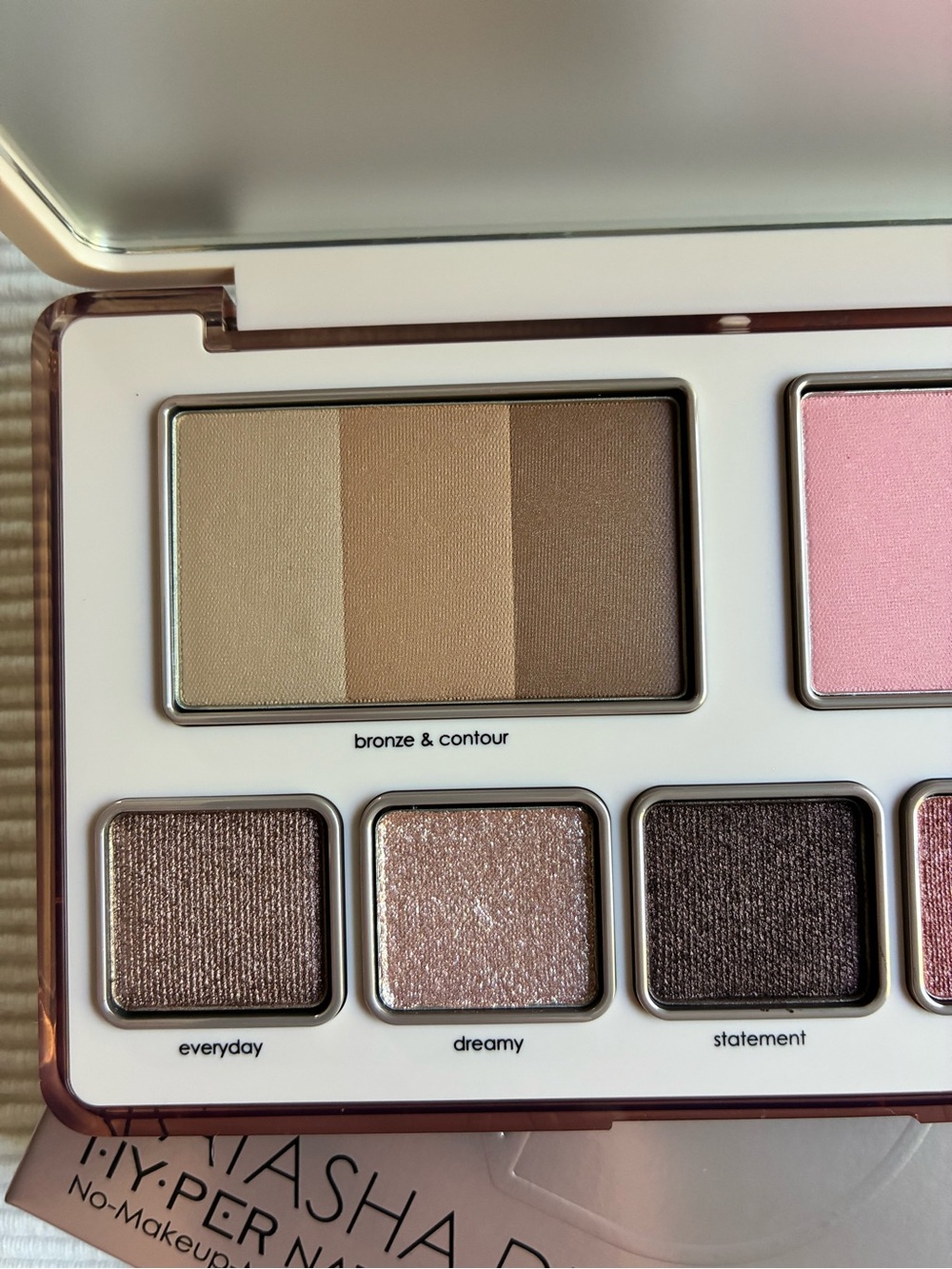 Natasha Denona Hy-Per Natural Face Palette - Picture 4 of 10